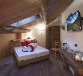 Pernottamento in Antica Baita di Montagna